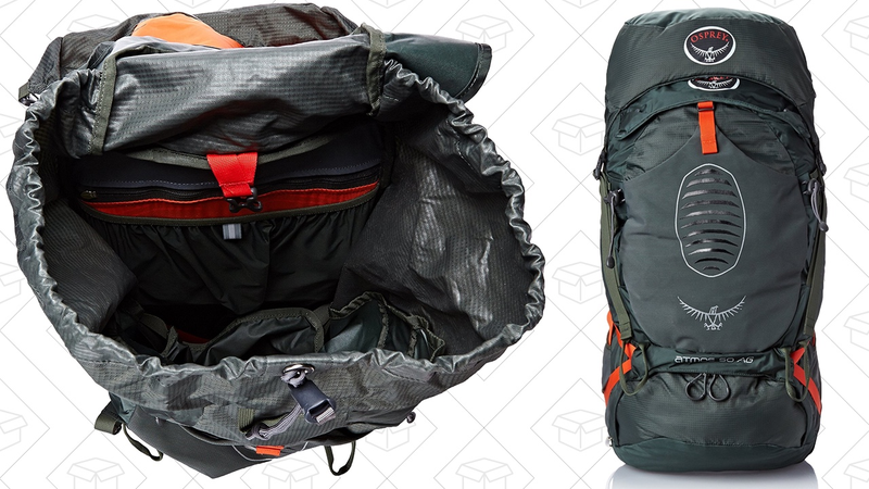 Mochila Osprey Atmos AG 50 | $140 | Amazon | Gris grafito. Tamaños mediano y pequeño.